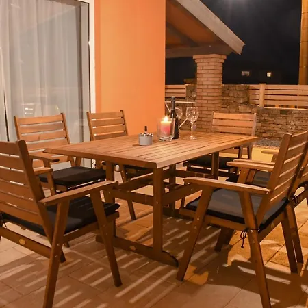 Villa Villa Ariya *