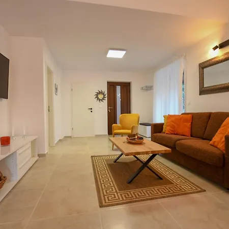 Villa Ariya